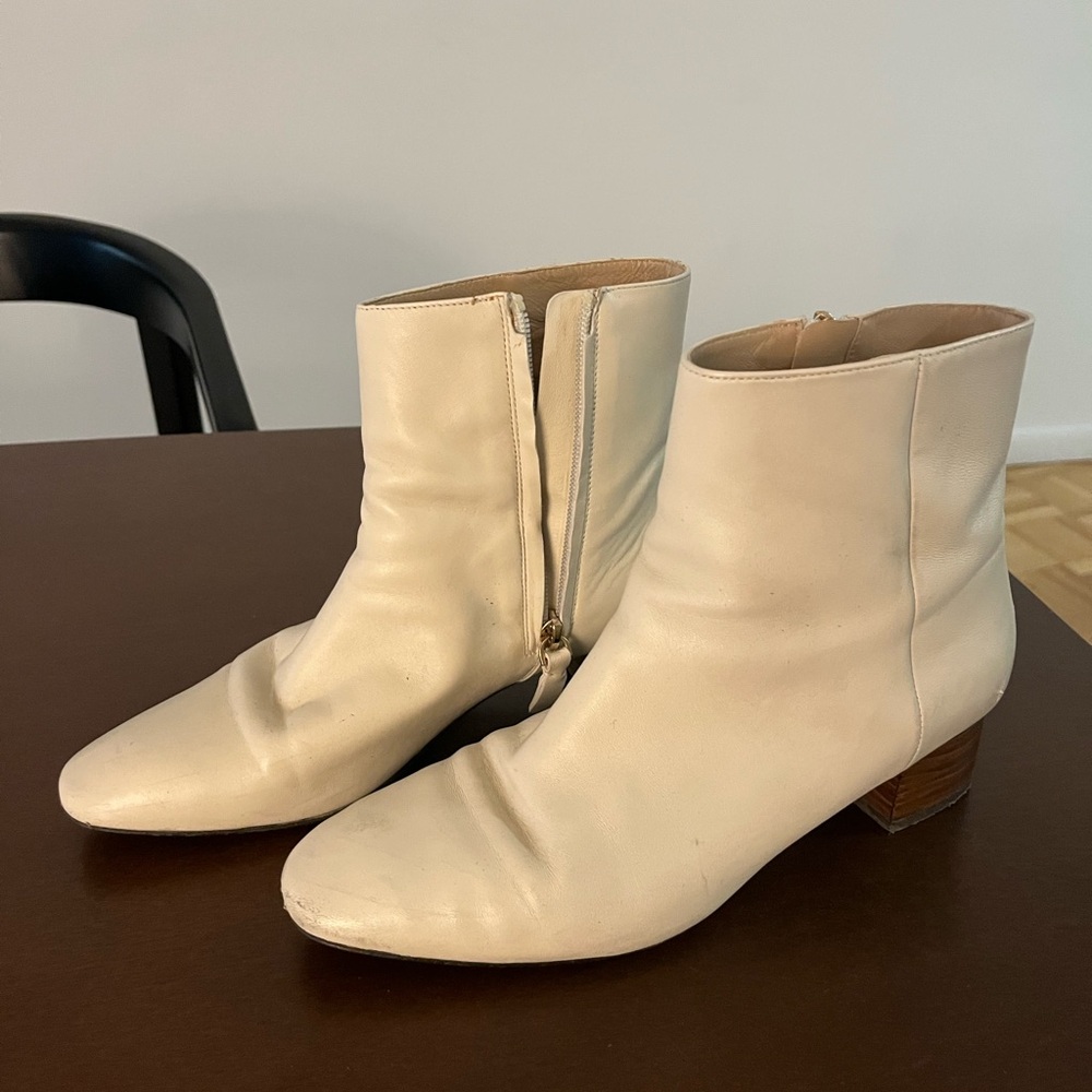 Massimo Dutti Off White Leather Bootie Size 8.5